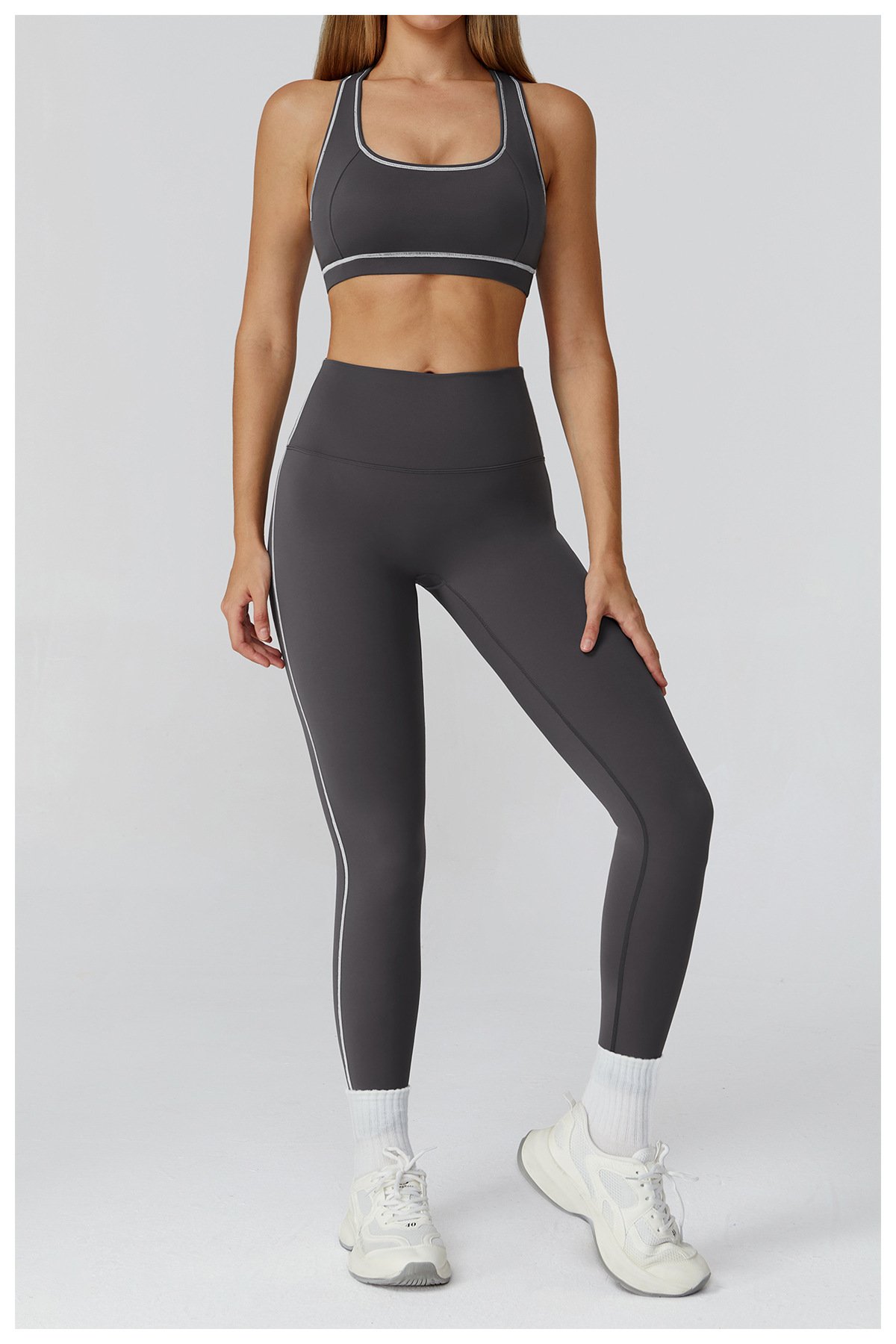 Dark gray sports vest yoga pants model picture