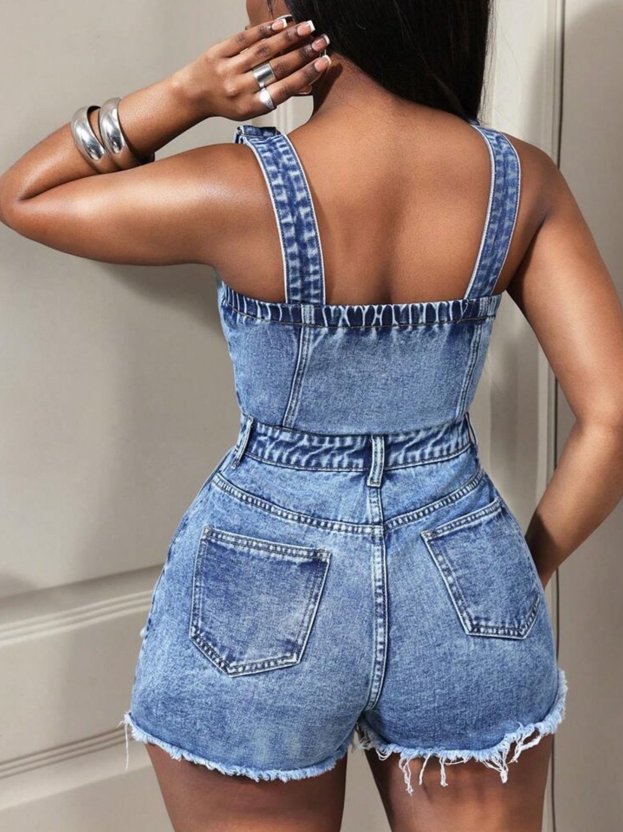 Elastic back waist hip-hugging overalls denim short romper rear view