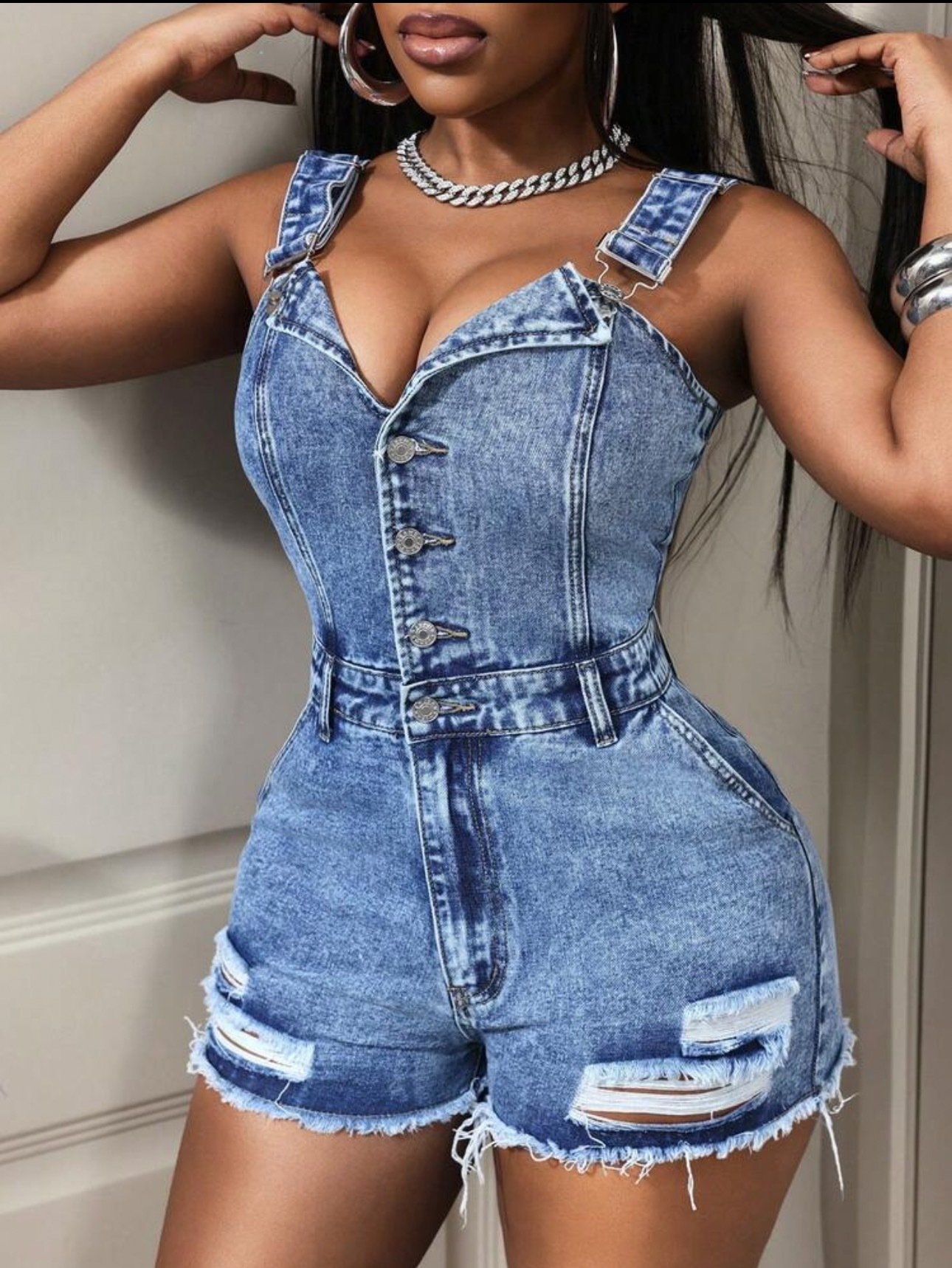 Curvy fit hip-hugging overalls sweetheart neck distressed denim jumpsuit